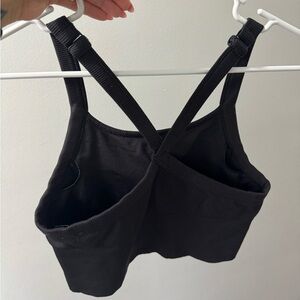 Alo size small in black